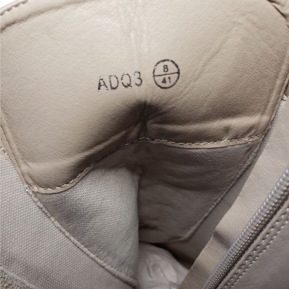 Nasty Gal Zip the Small Talk Lace-Up Biker Boots Beige Size 8 - Picture 11 of 15